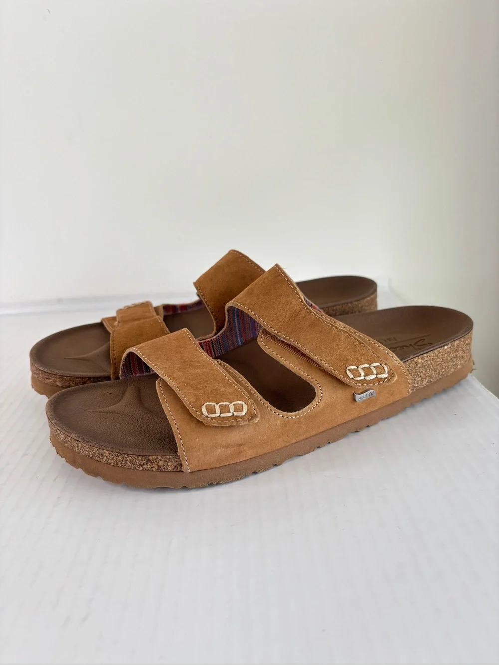Skechers GRANOLA Arch Fit Sandals Womens Size 9 Tan Two Strap Luxe Foam Cork NEW